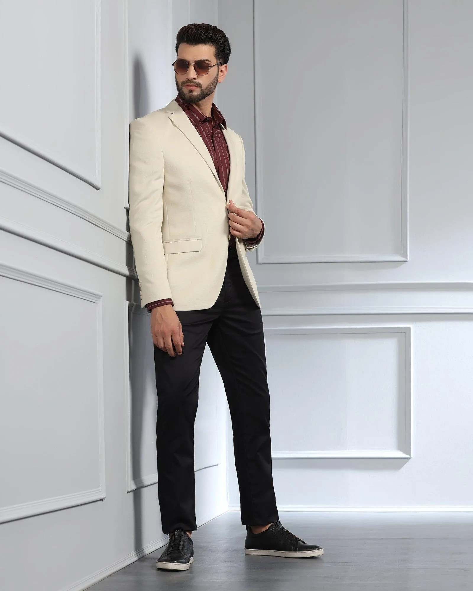 Casual Beige Textured Blazer - Forest