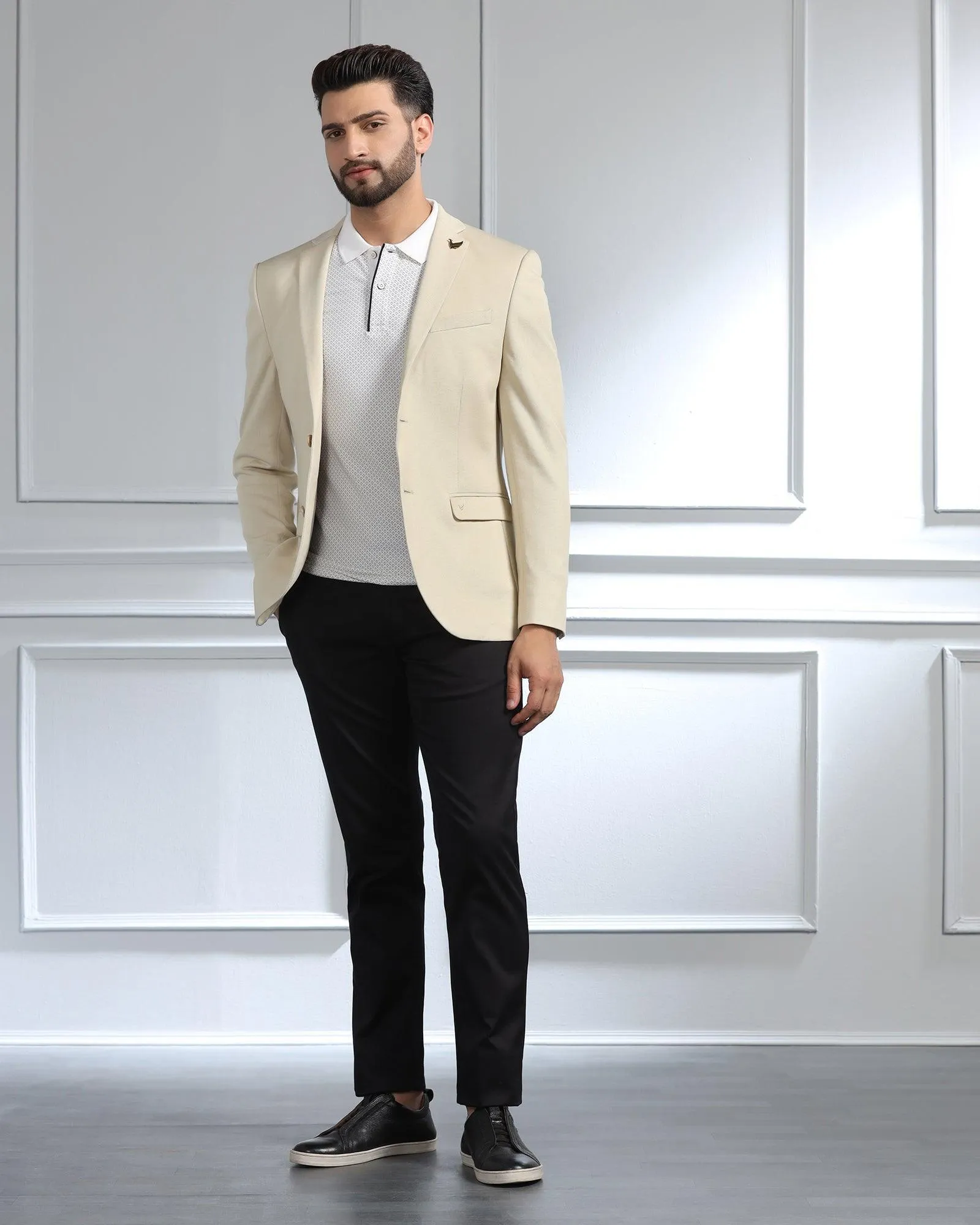 Casual Beige Textured Blazer - Forest