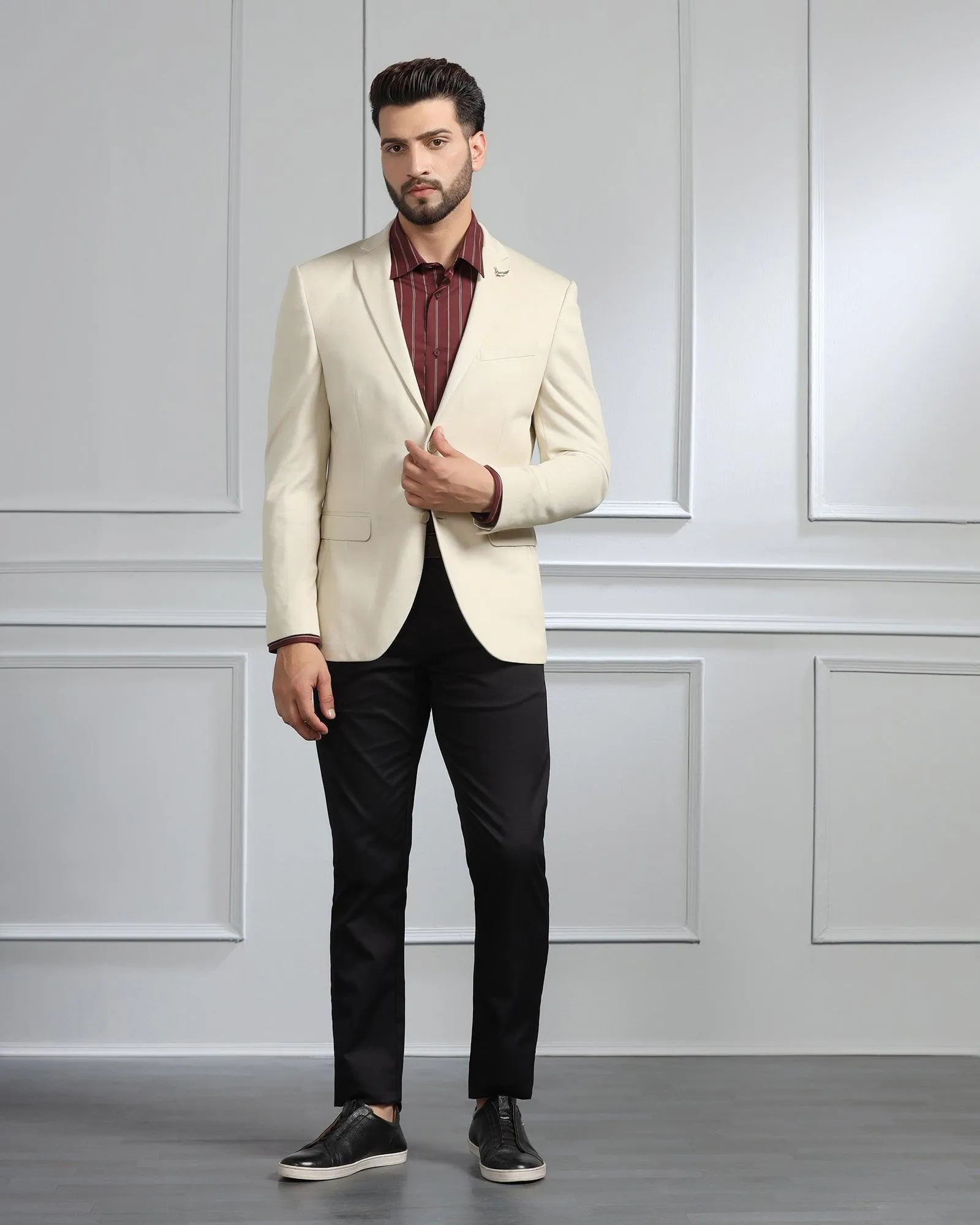 Casual Beige Textured Blazer - Forest