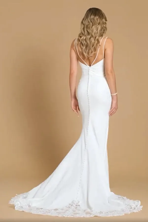 Elegant Mermaid Ivory Wedding Dress With Court Train