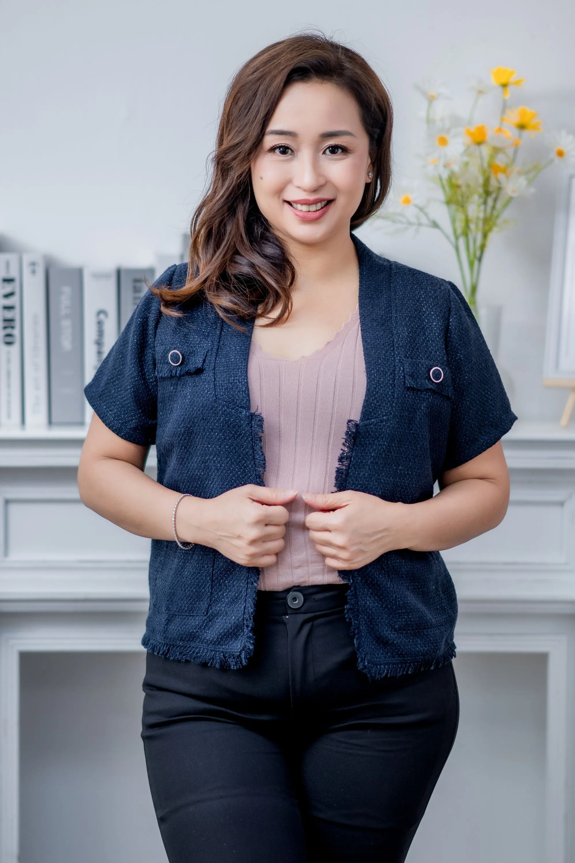 Elegant Tweed Blazer With Pockets